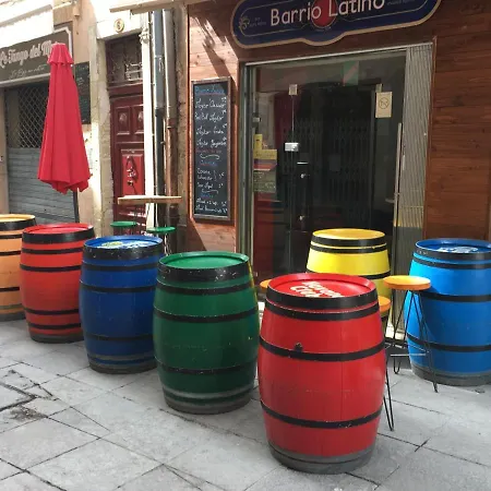 Appart Sympa Dans Le Vieux Nimes Exterior photo
